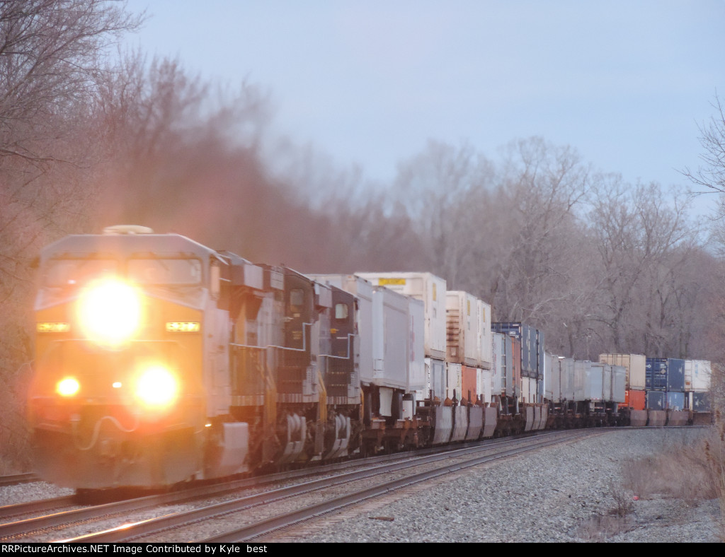 CSX 5277 on I003